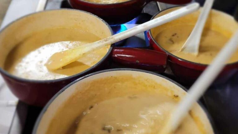 Lire la suite à propos de l’article Recette de fondue savoyarde sans alcool